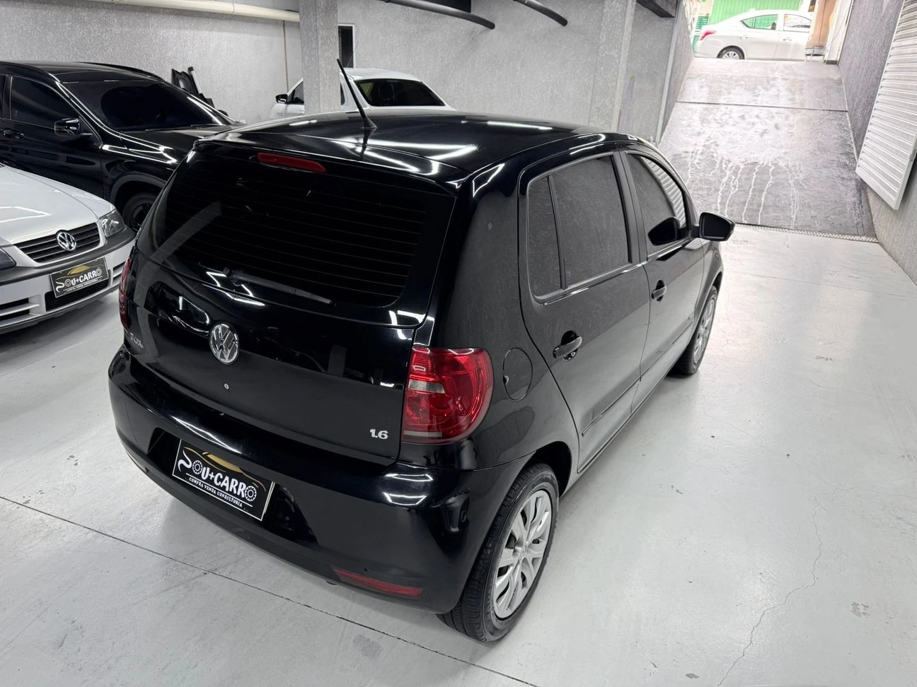 VOLKSWAGEN FOX
