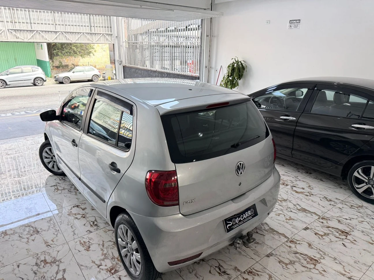 VOLKSWAGEN FOX