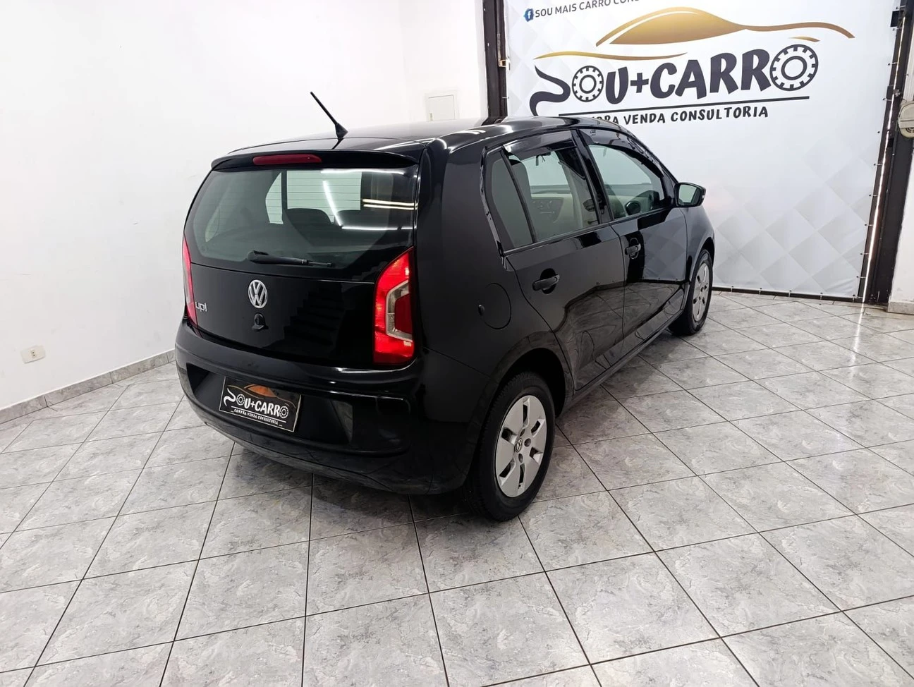 VOLKSWAGEN UP