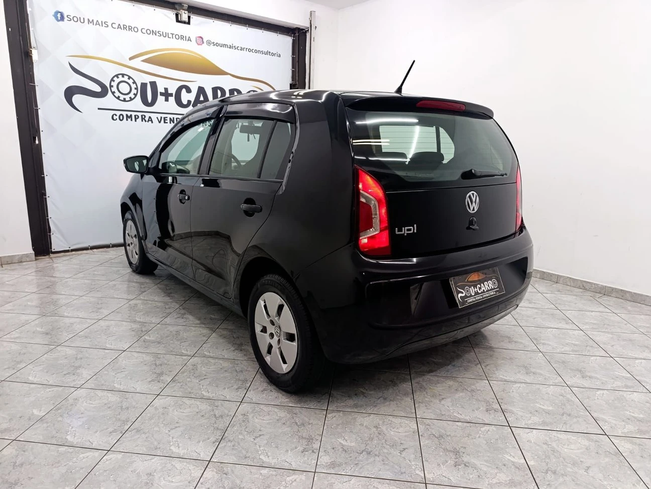 VOLKSWAGEN UP