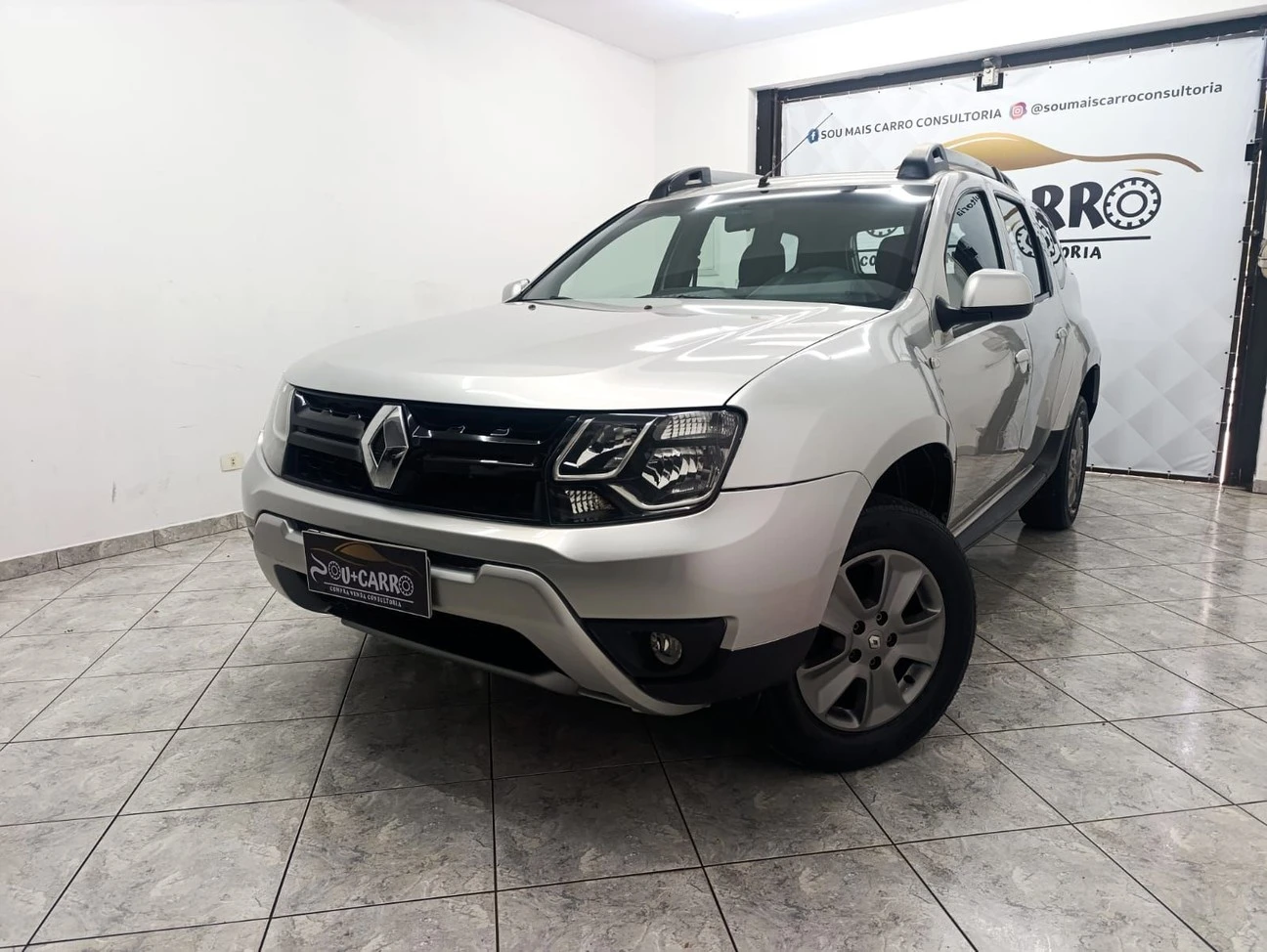 RENAULT DUSTER