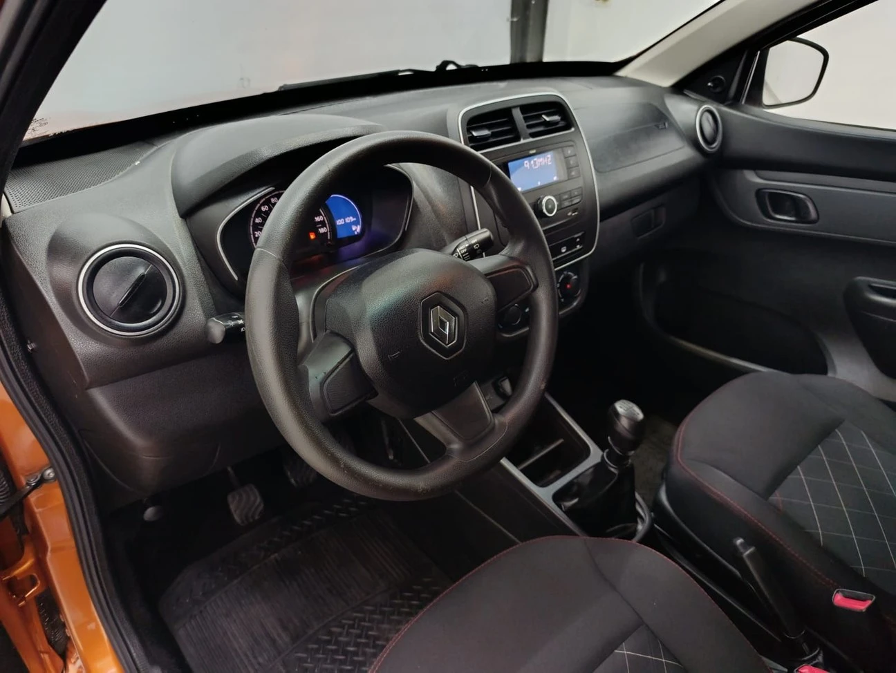 RENAULT KWID