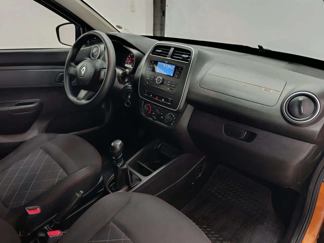 RENAULT KWID