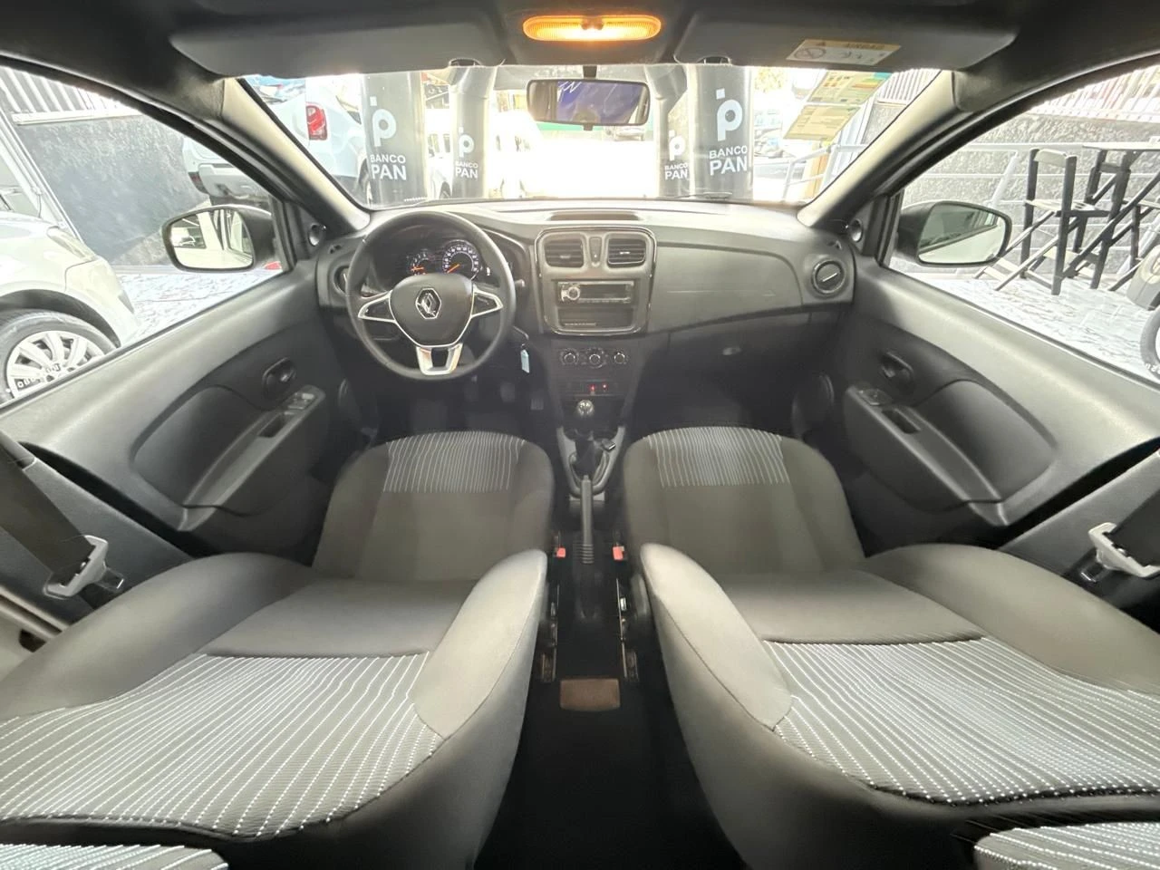RENAULT LOGAN