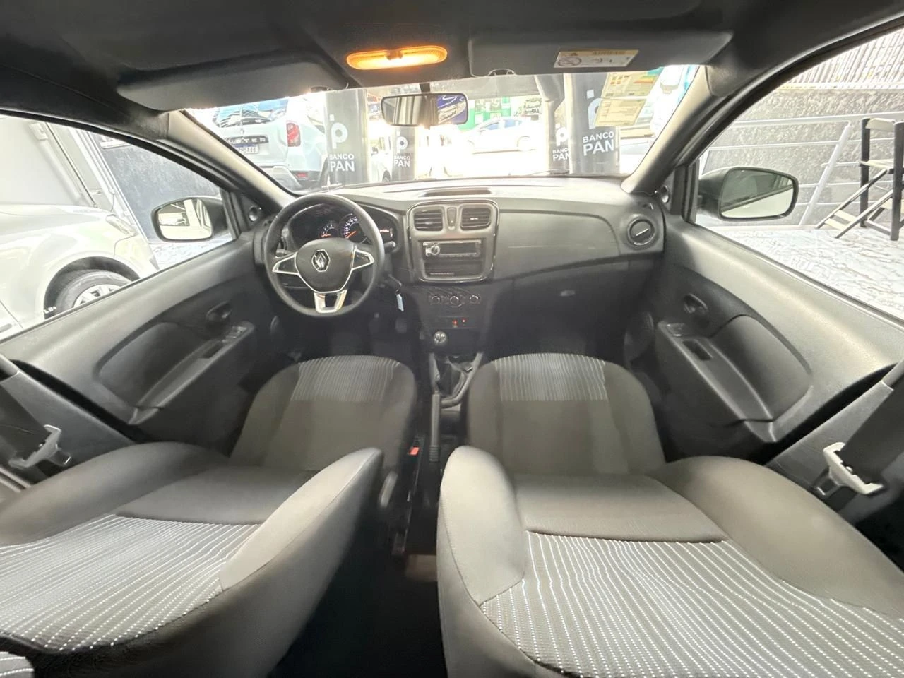 RENAULT LOGAN