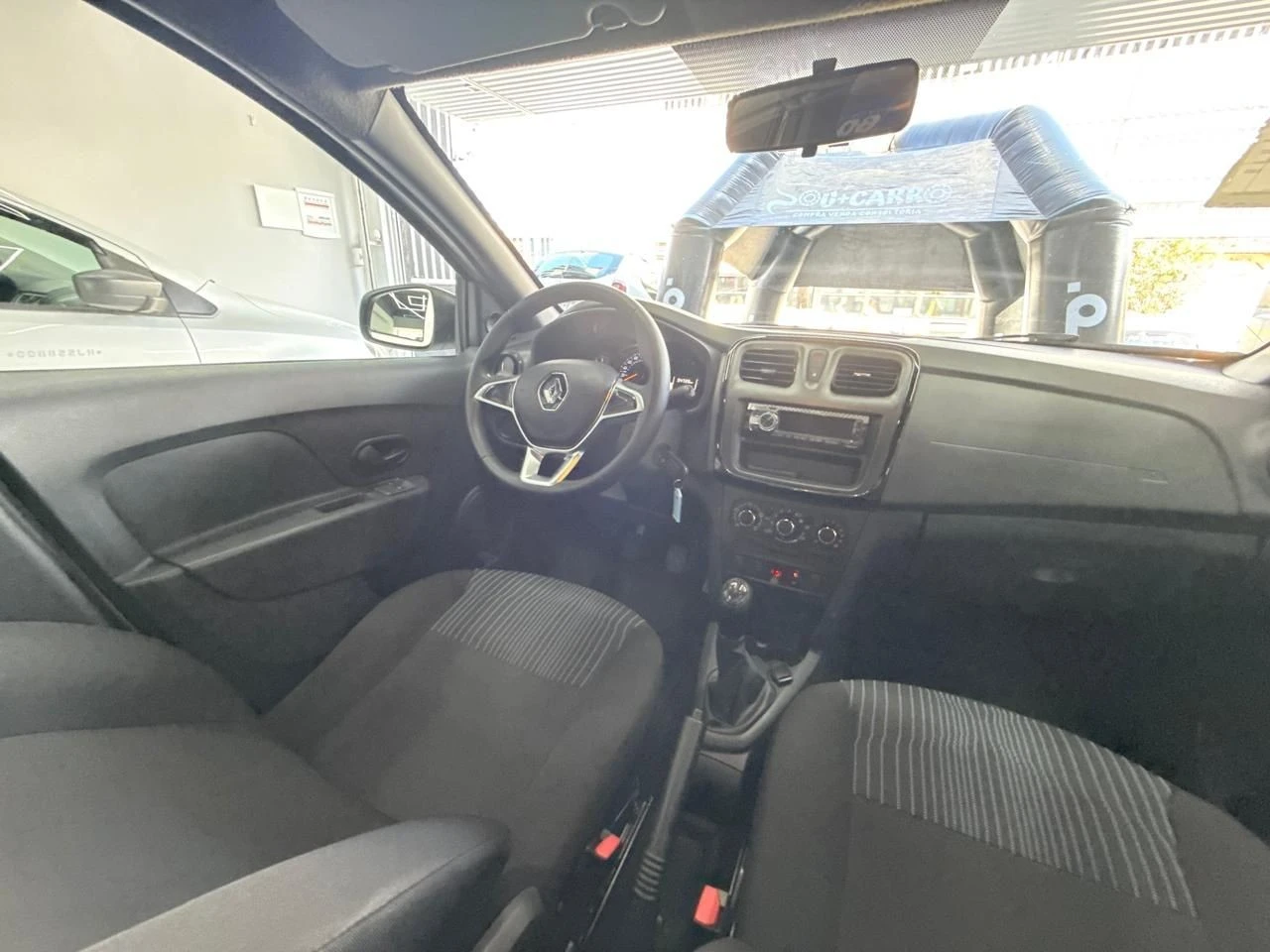 RENAULT LOGAN