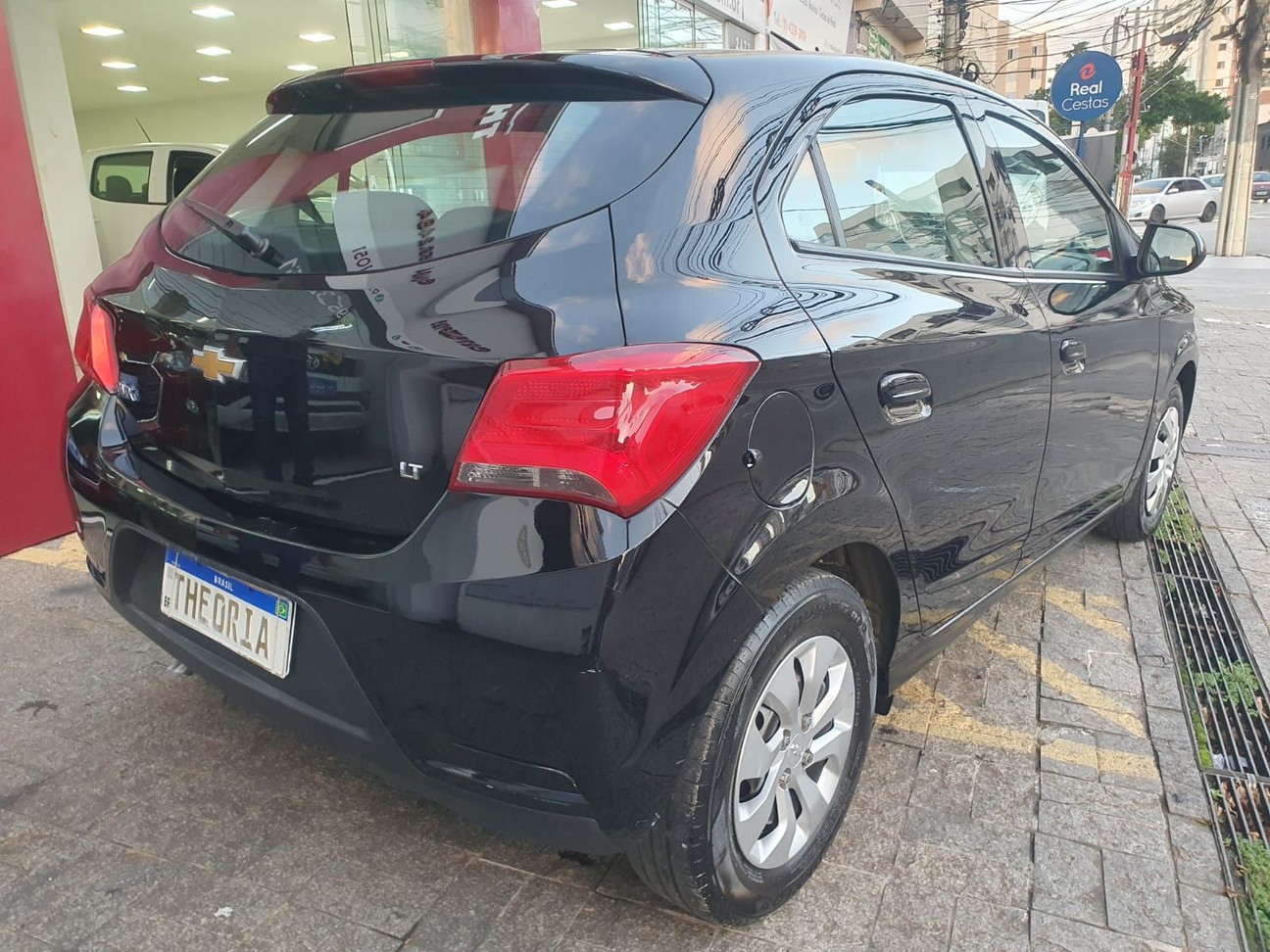 Car Image 7