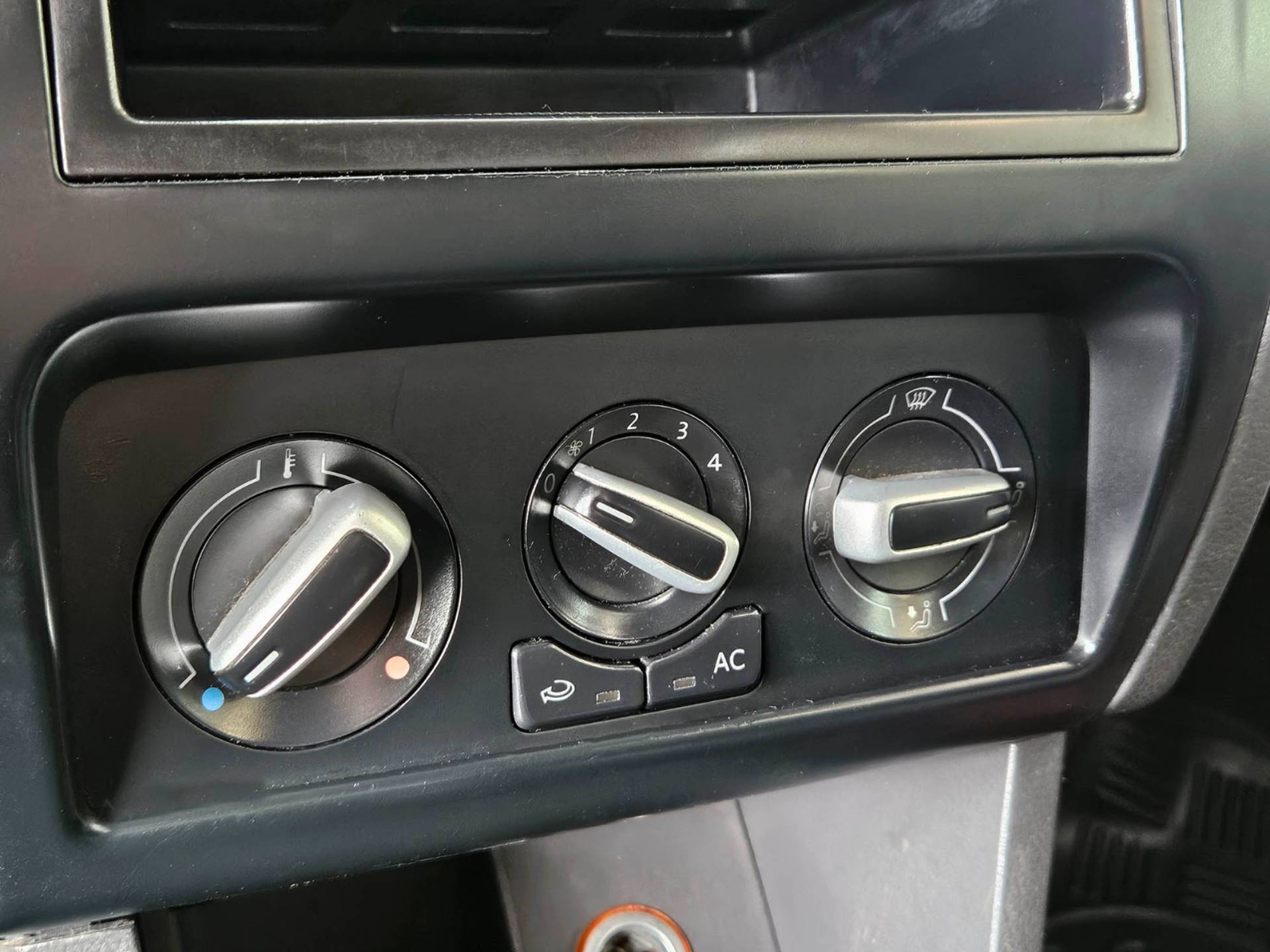 VOLKSWAGEN SPACEFOX