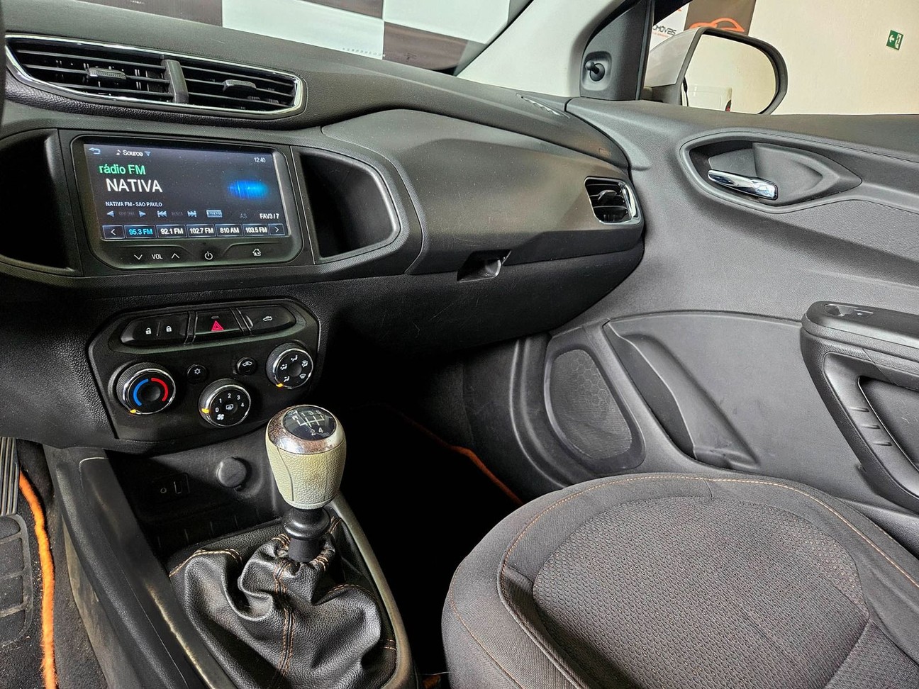 CHEVROLET ONIX