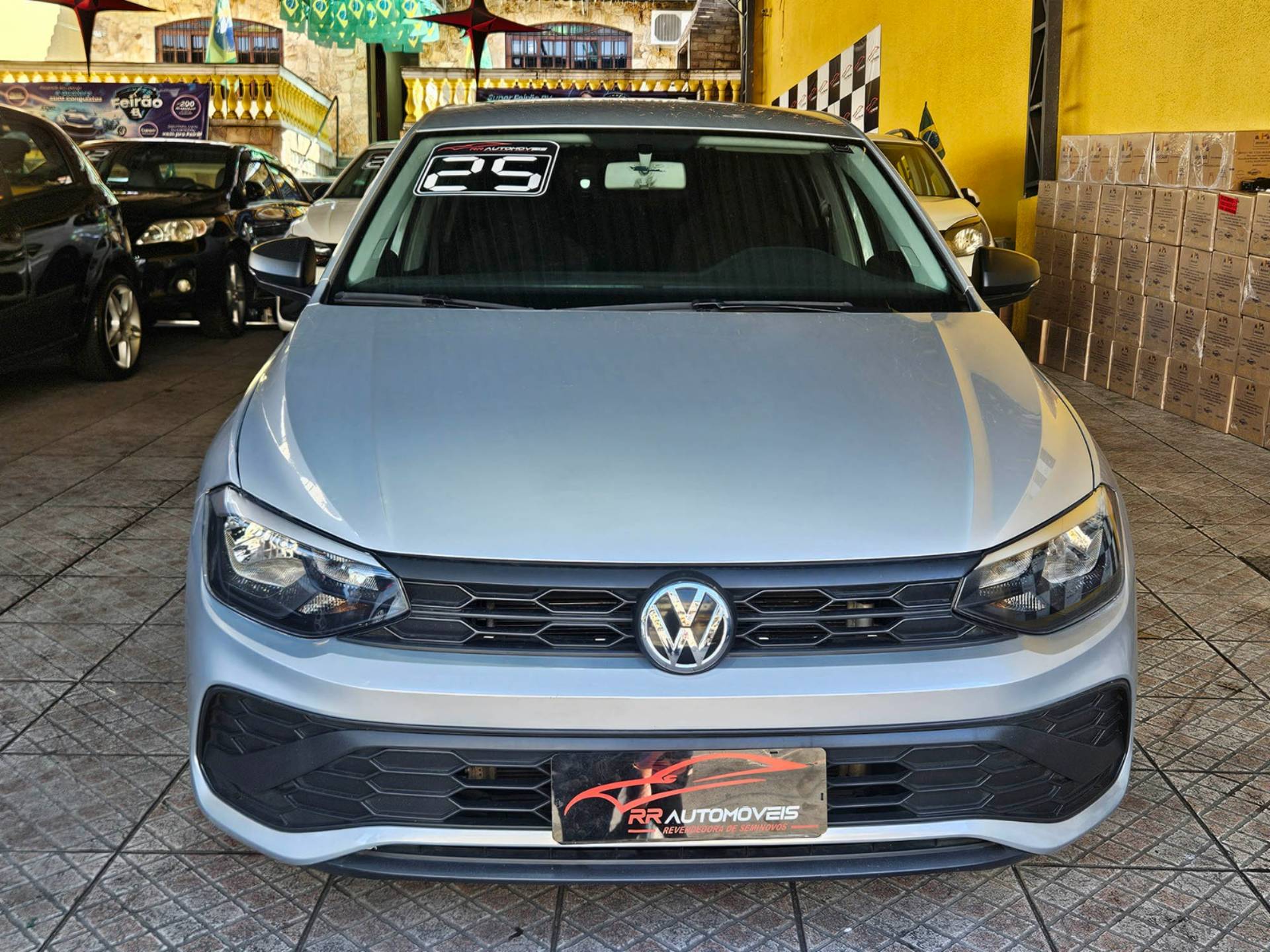 VOLKSWAGEN POLO