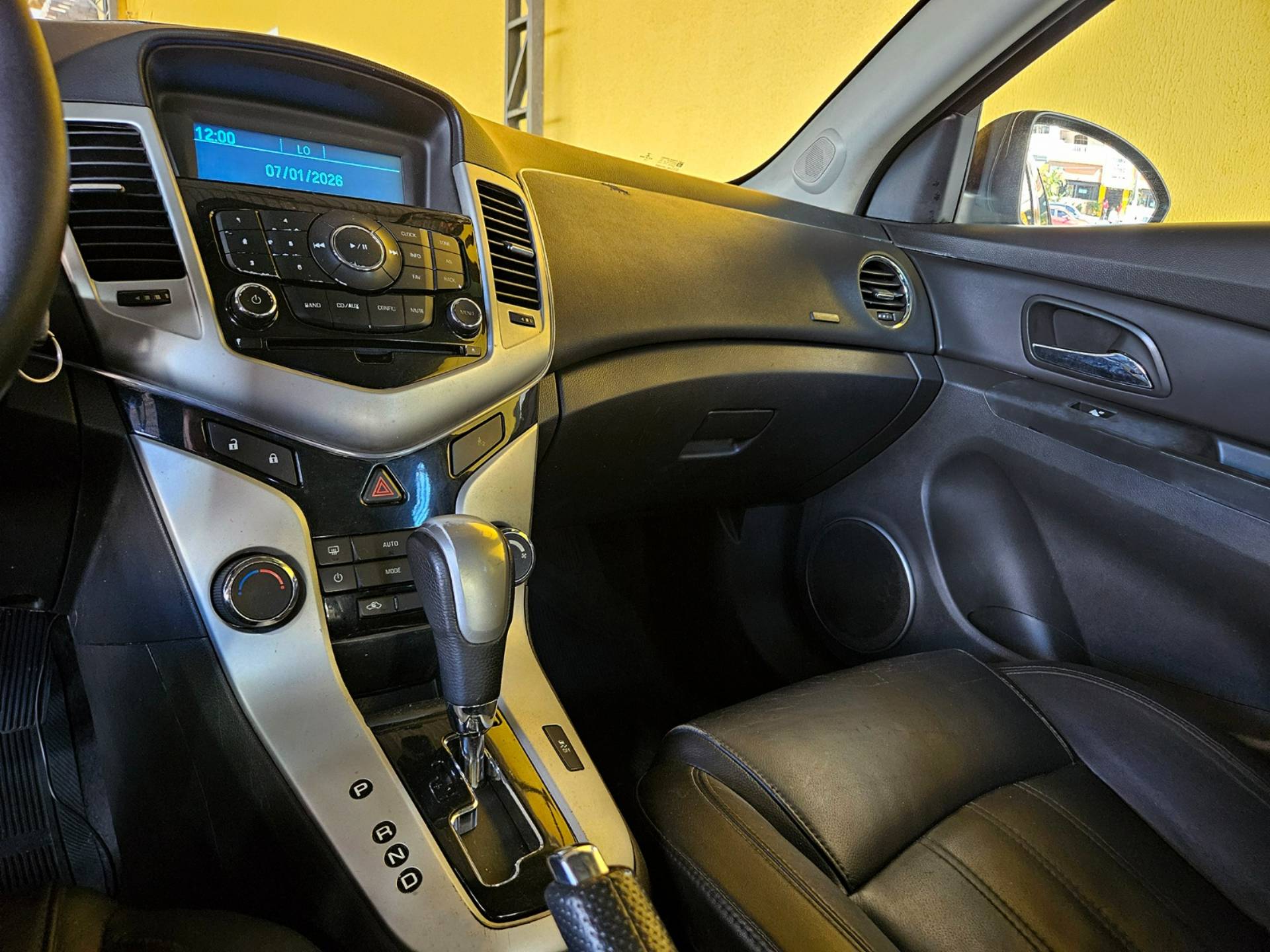 CHEVROLET CRUZE