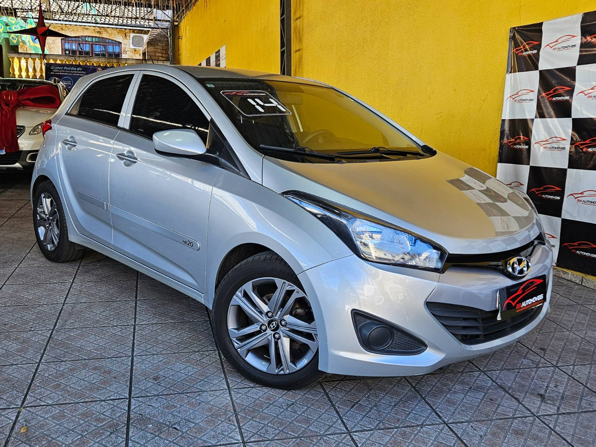 HYUNDAI HB20