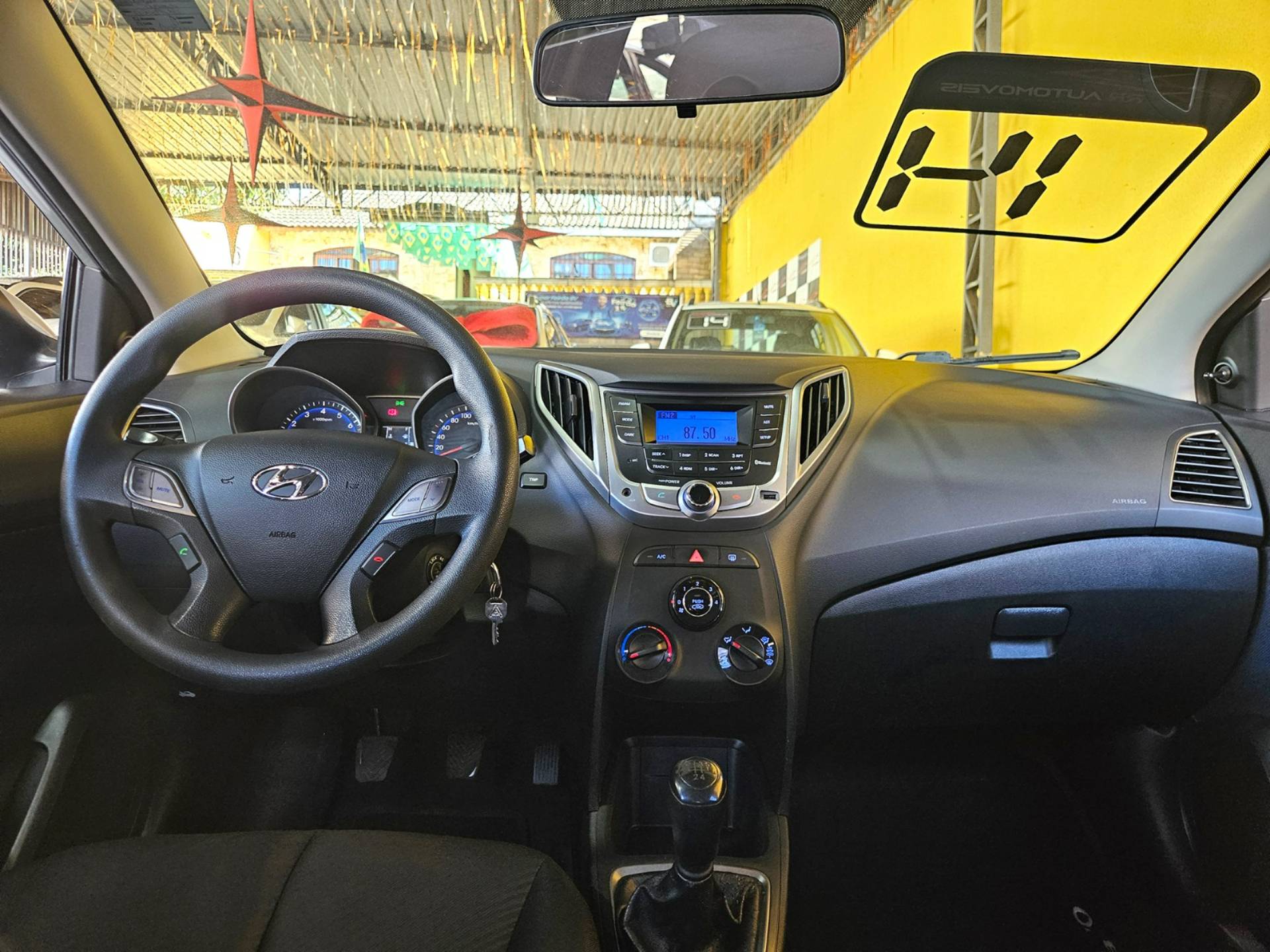 HYUNDAI HB20