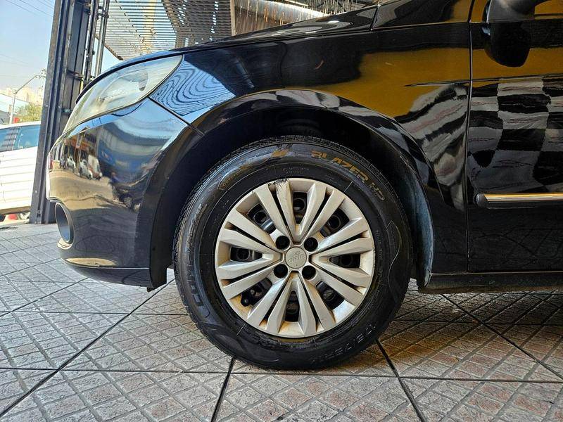 VOLKSWAGEN VOYAGE