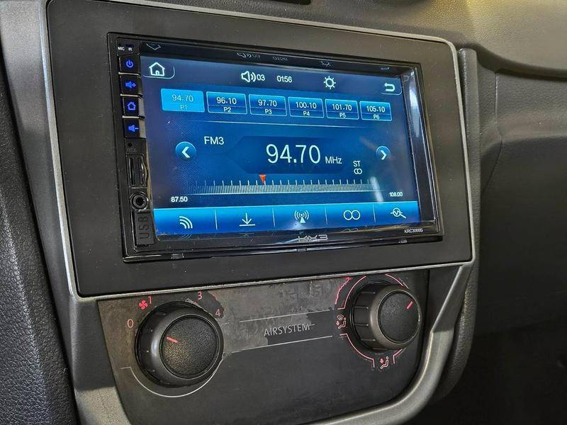 VOLKSWAGEN VOYAGE