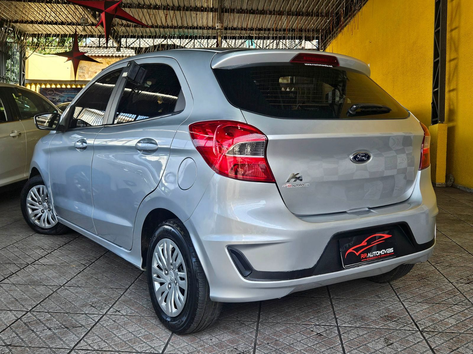 FORD KA