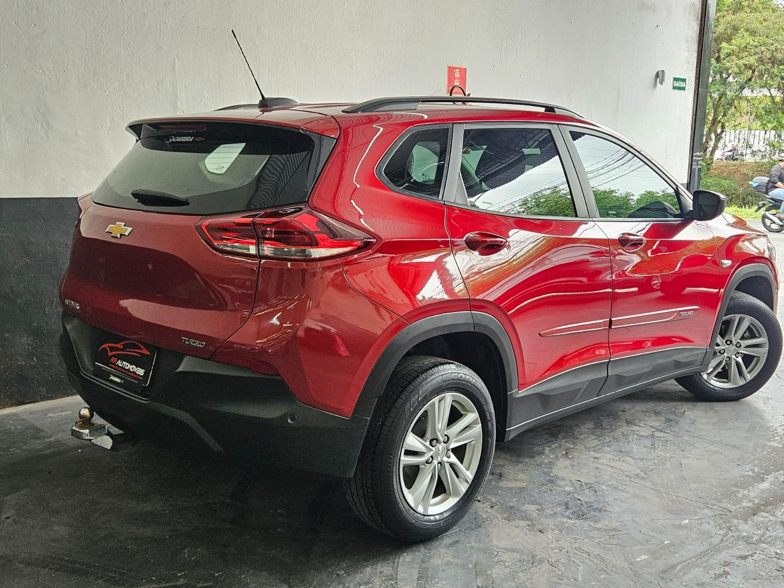 CHEVROLET TRACKER