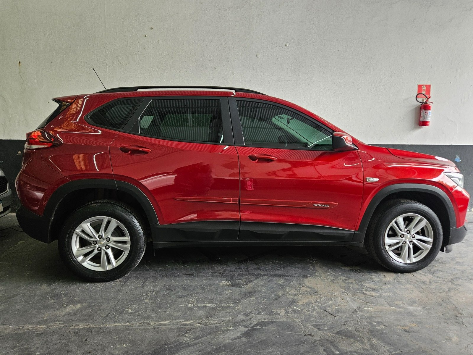 CHEVROLET TRACKER