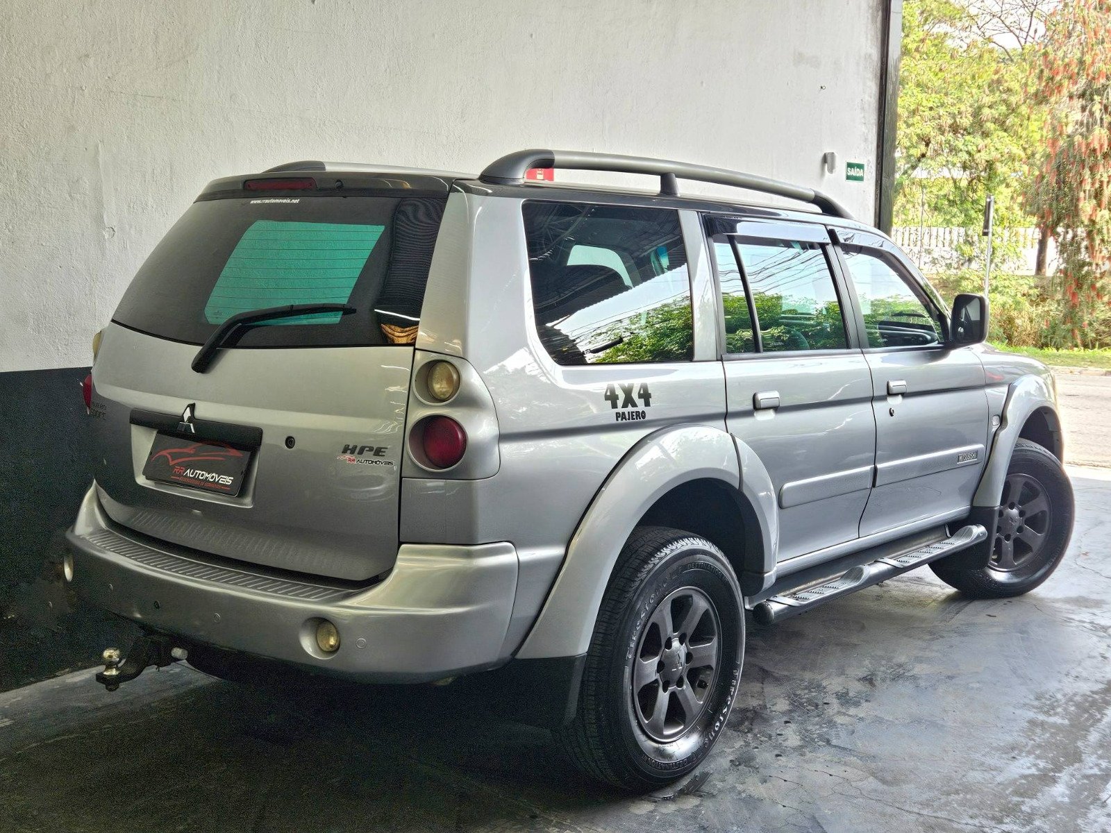 MITSUBISHI PAJERO SPORT