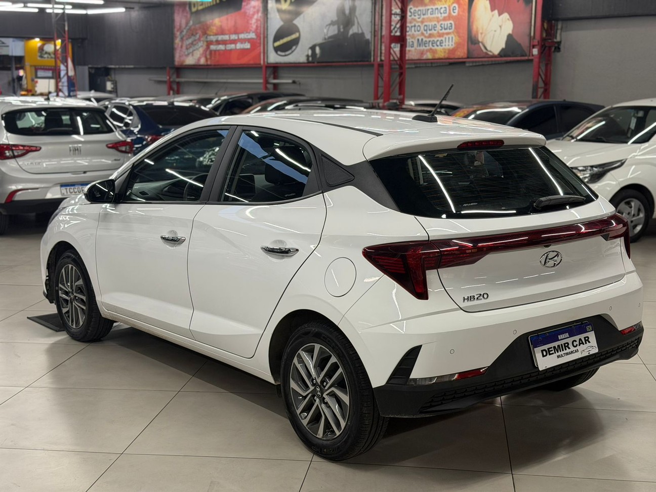 HYUNDAI HB20