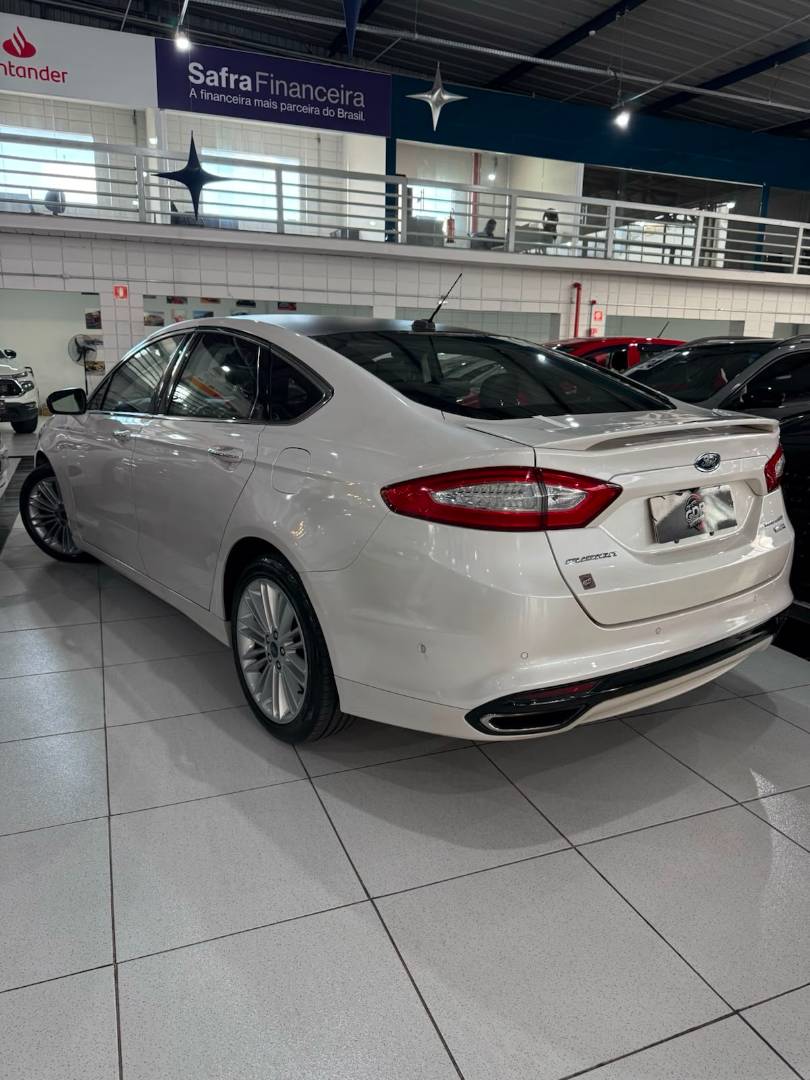 FORD FUSION