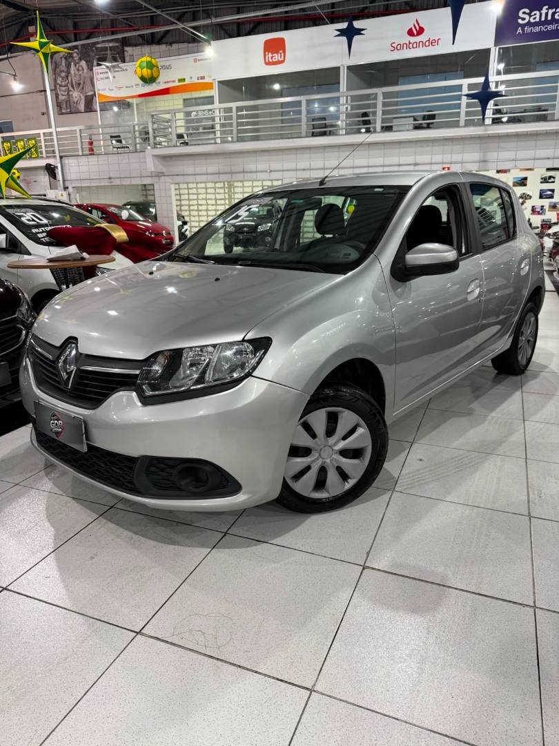 RENAULT SANDERO