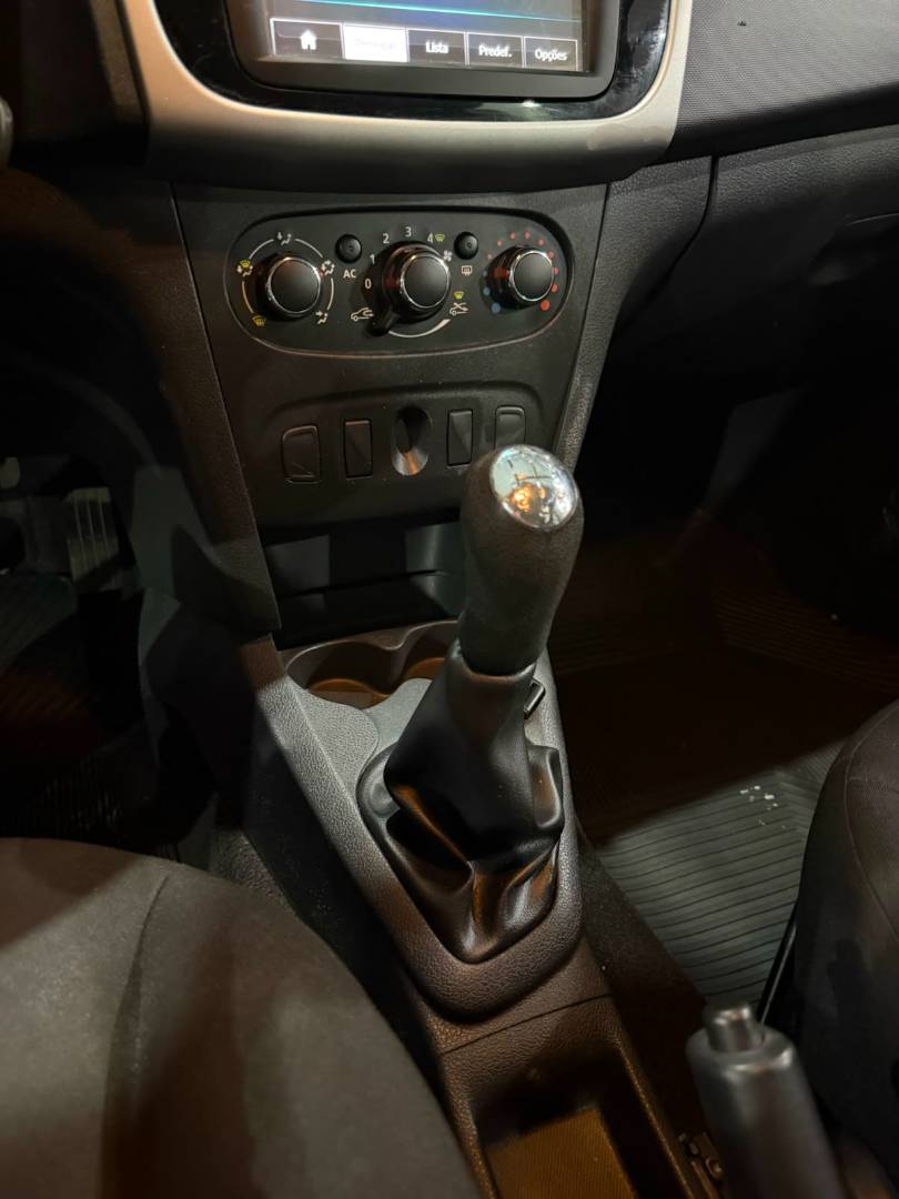 RENAULT SANDERO