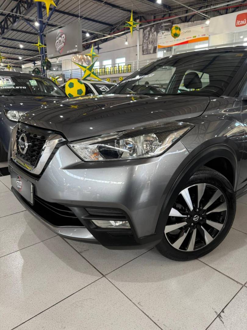 NISSAN KICKS