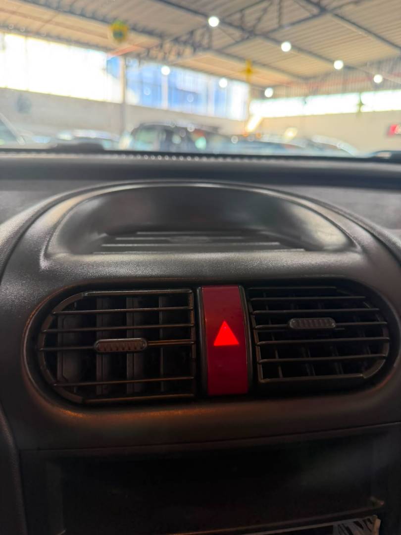 CHEVROLET CORSA