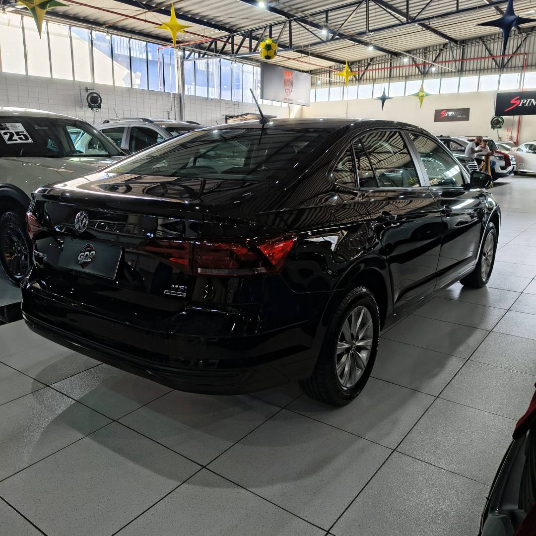 VOLKSWAGEN VIRTUS