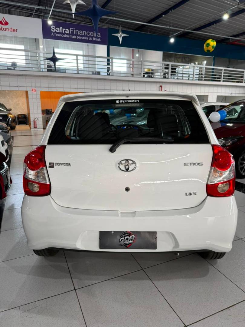 TOYOTA ETIOS