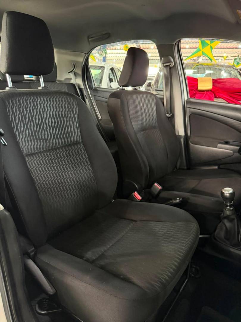 TOYOTA ETIOS
