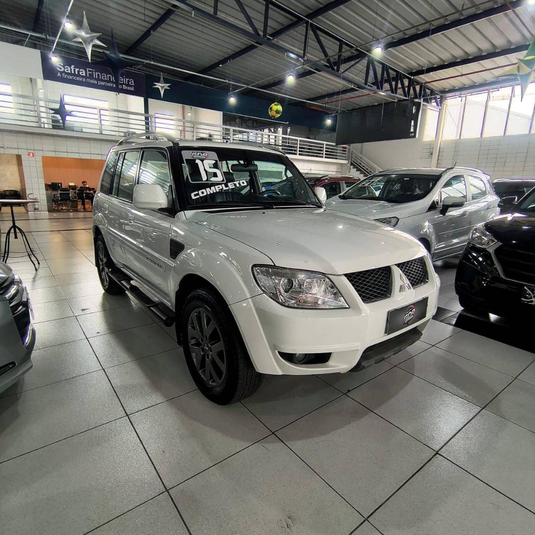 MITSUBISHI PAJERO TR4