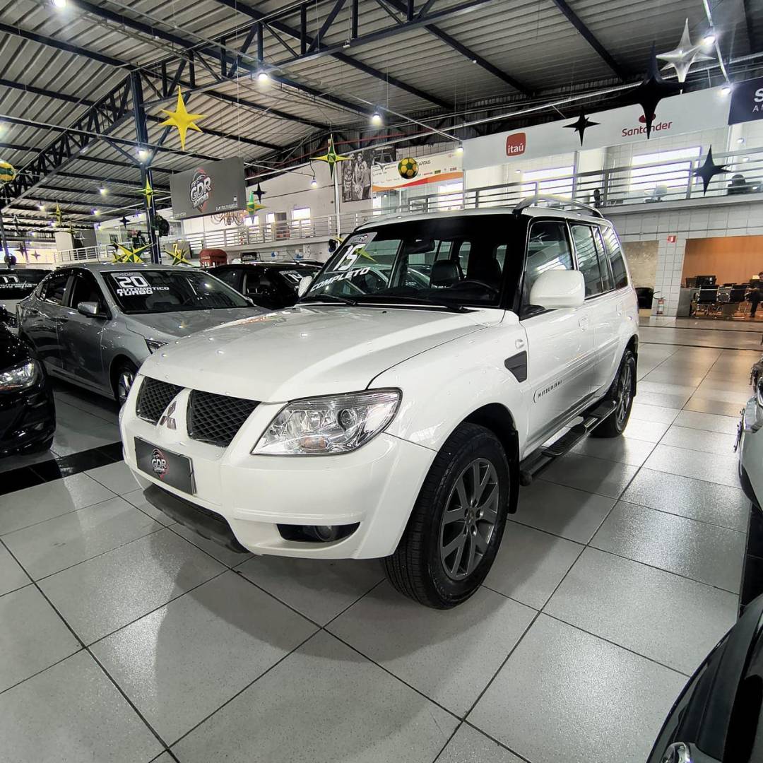 MITSUBISHI PAJERO TR4