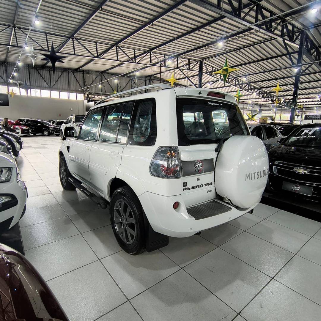MITSUBISHI PAJERO TR4