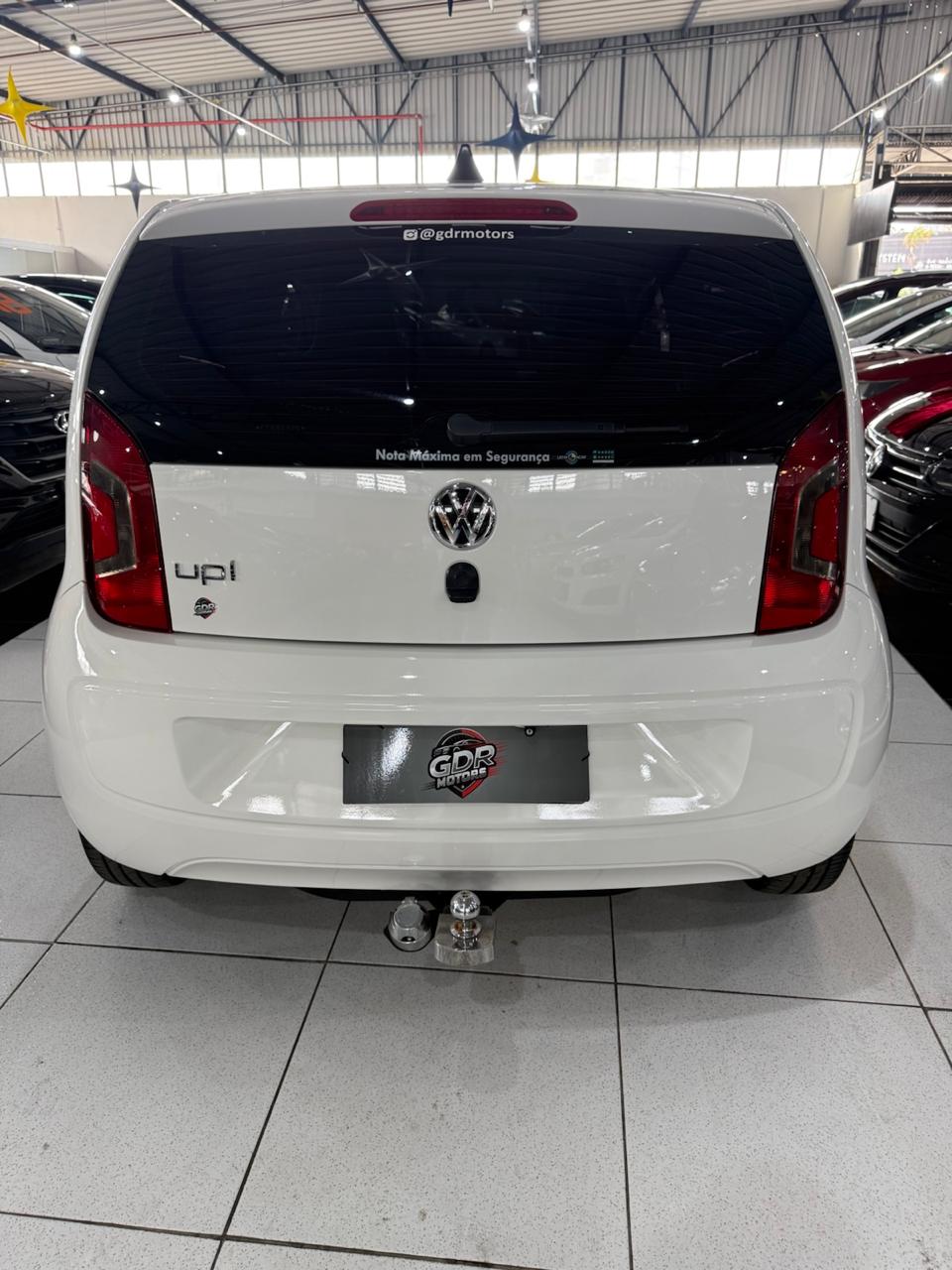 VOLKSWAGEN UP