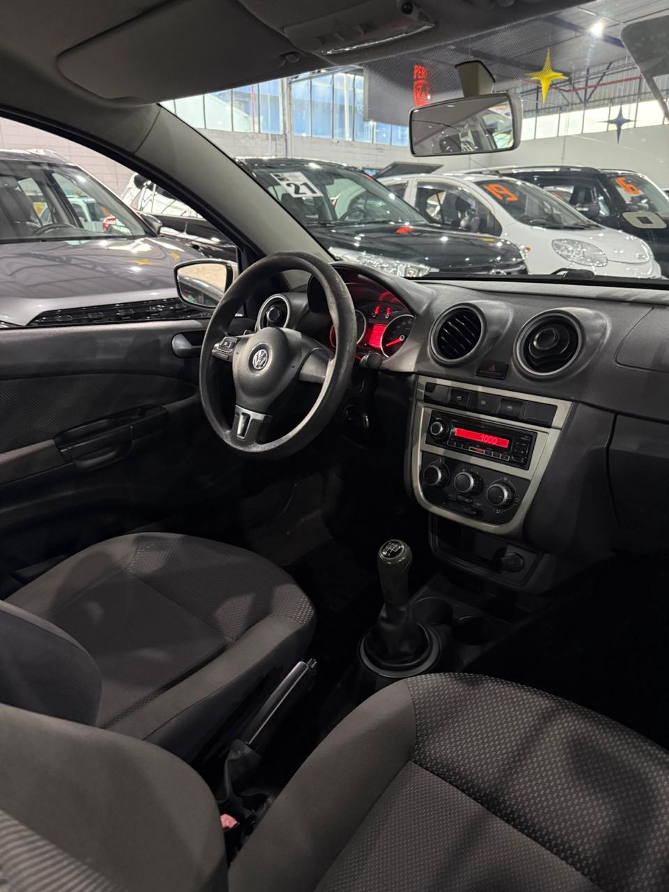 VOLKSWAGEN VOYAGE