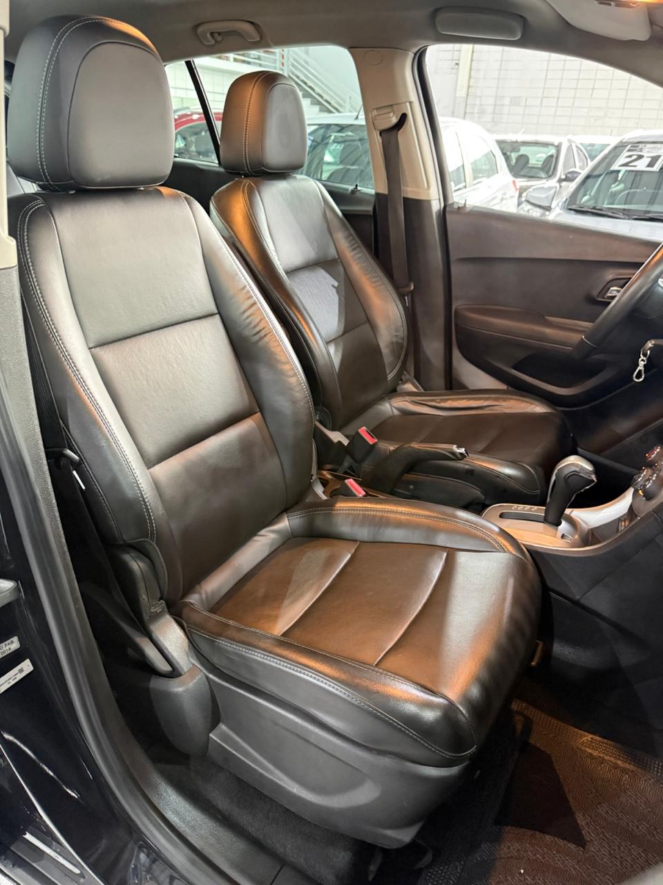 CHEVROLET TRACKER