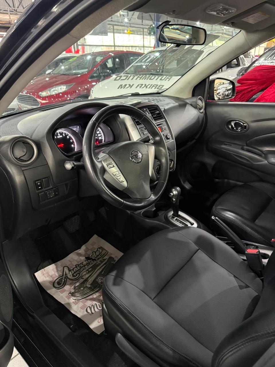 NISSAN VERSA