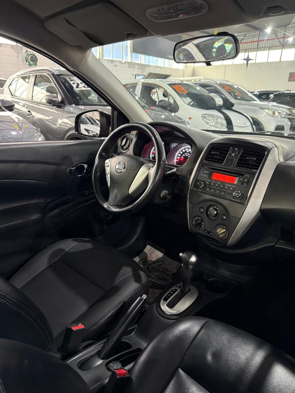 NISSAN VERSA