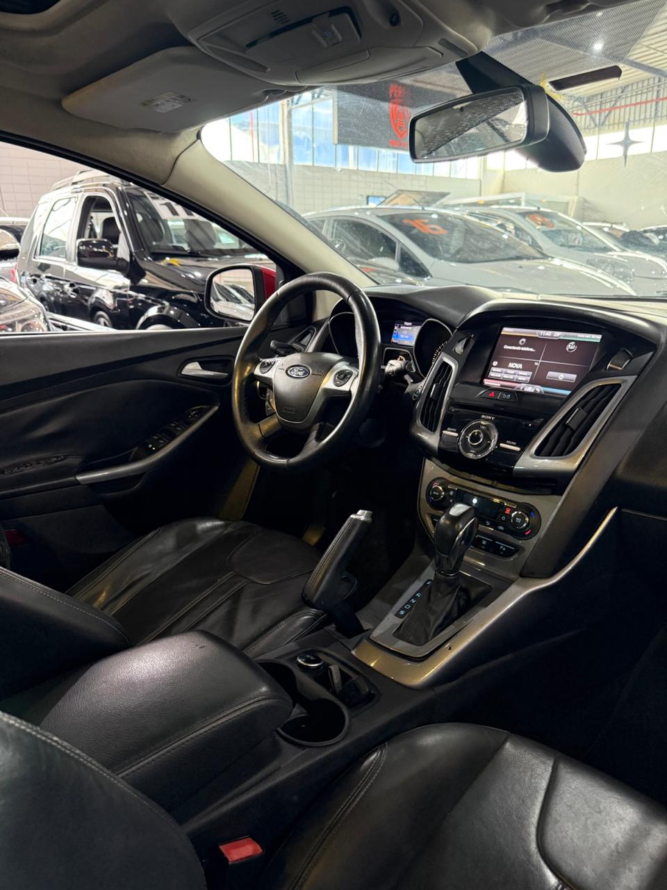 FORD FOCUS