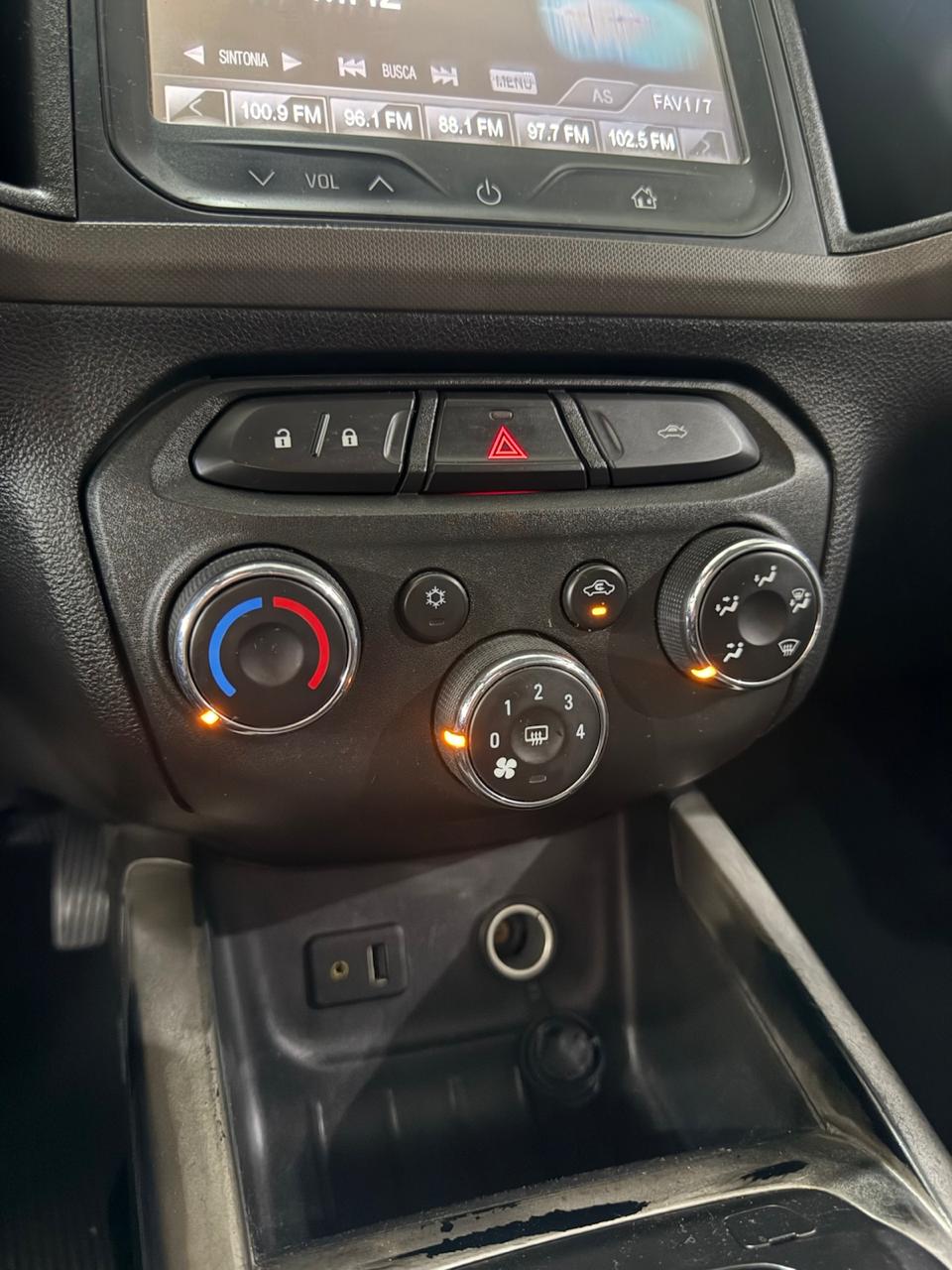 CHEVROLET PRISMA