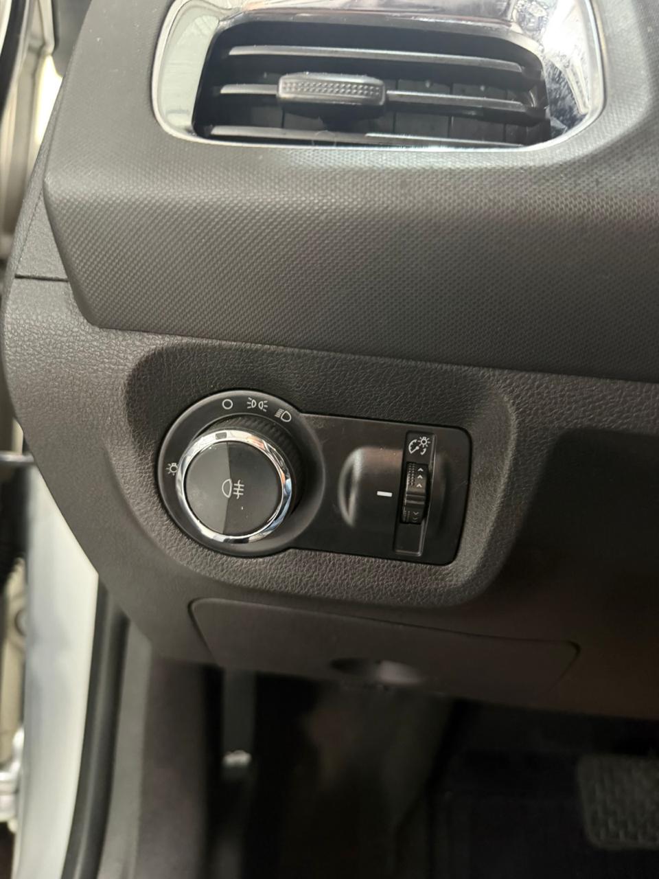CHEVROLET PRISMA