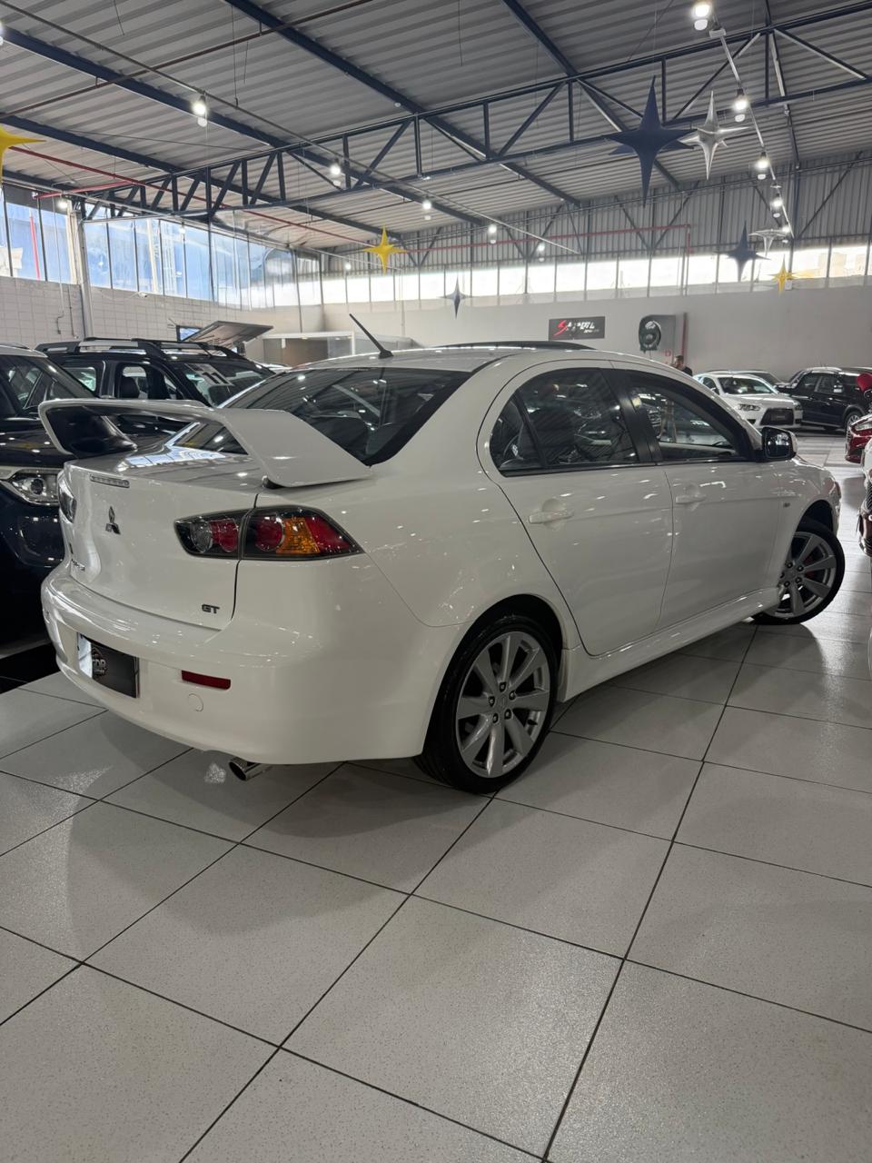 MITSUBISHI LANCER