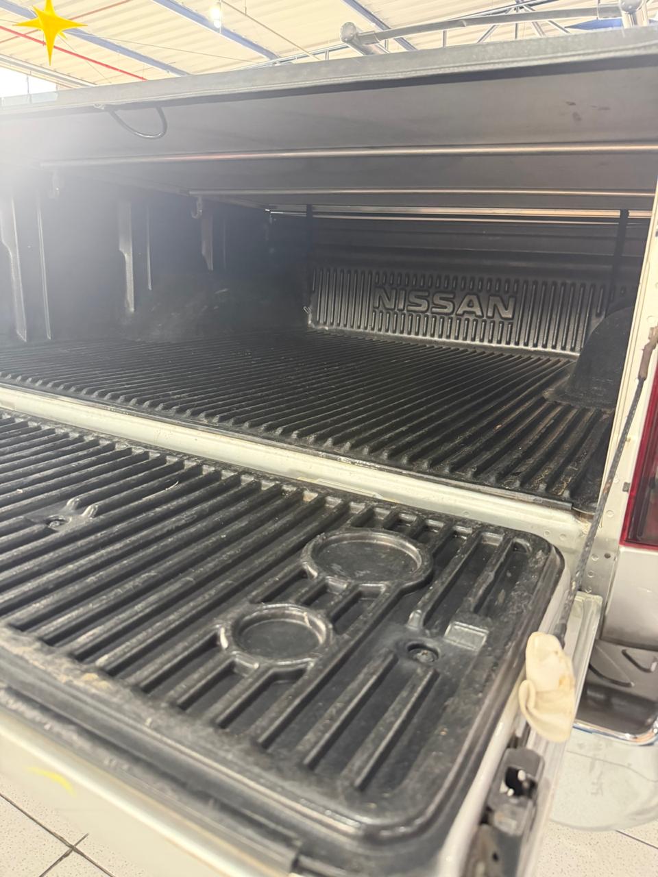 NISSAN FRONTIER