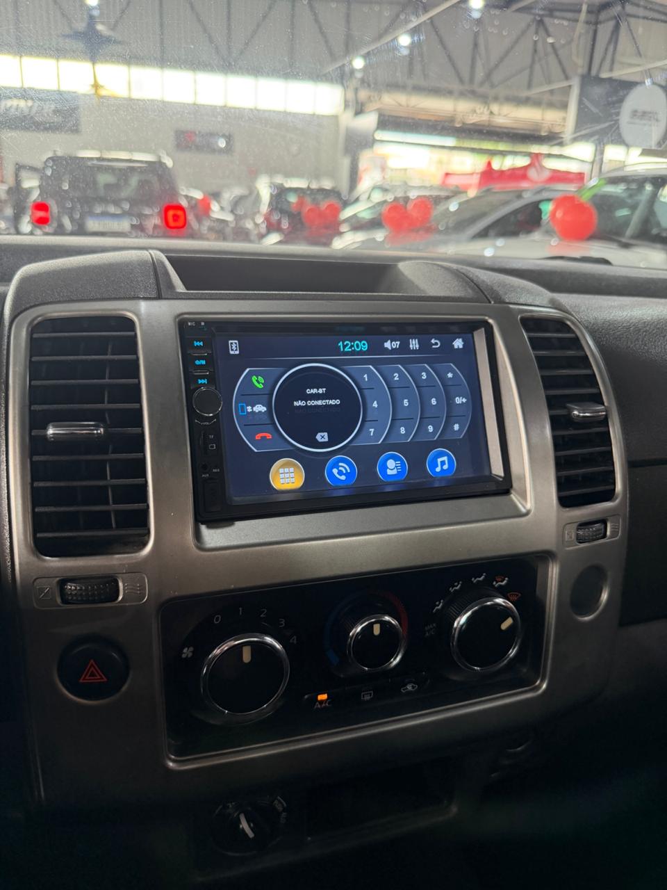 NISSAN FRONTIER