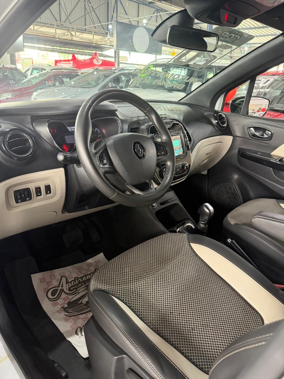 RENAULT CAPTUR