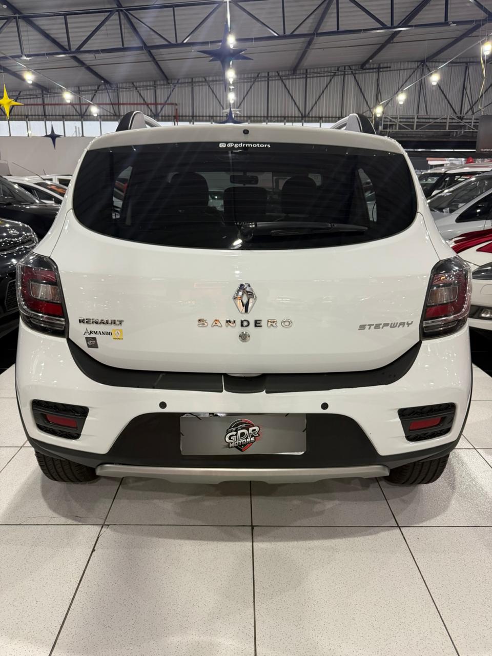 RENAULT SANDERO