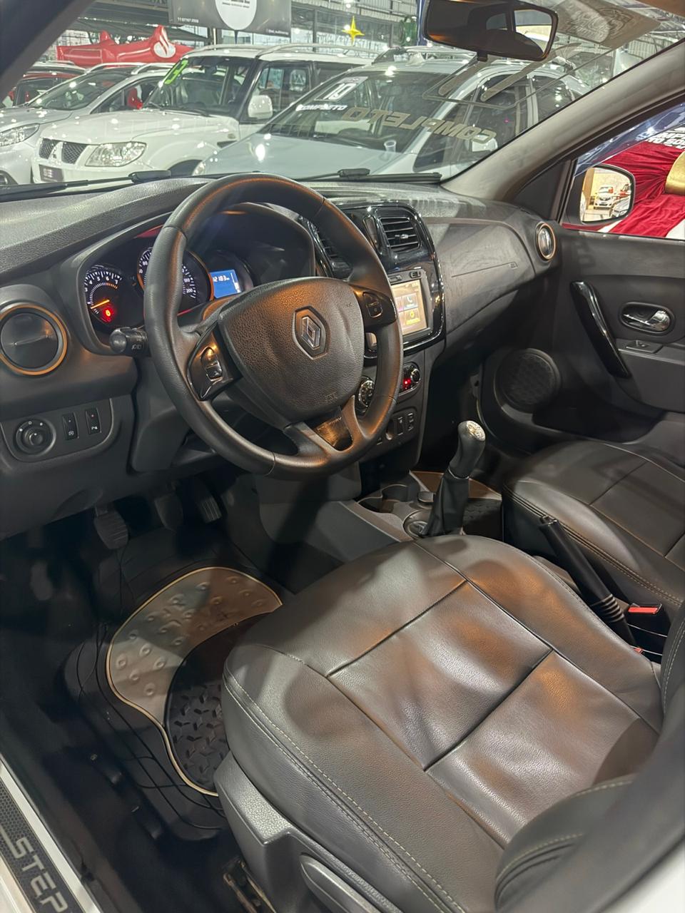 RENAULT SANDERO
