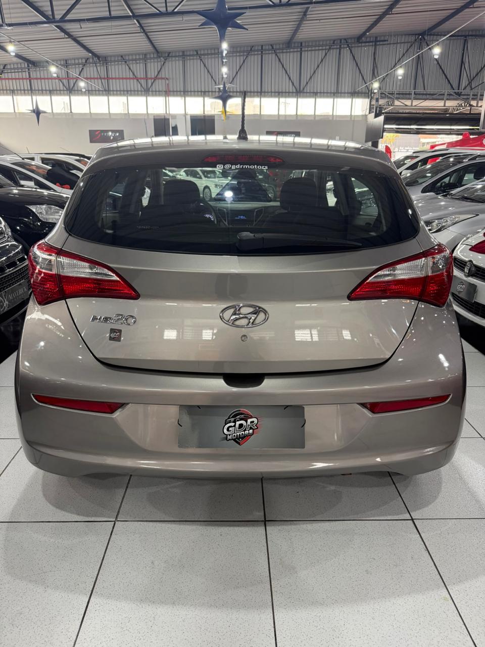 HYUNDAI HB20